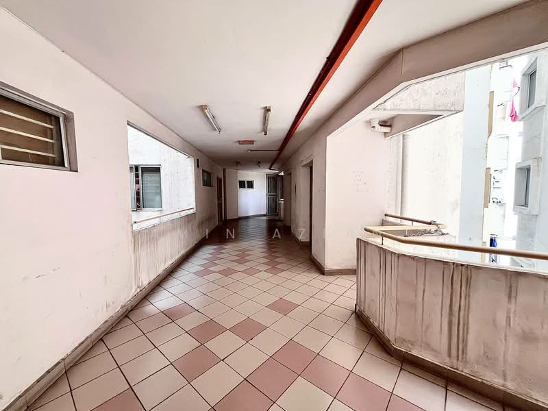 Condominium for Rent at Magna Ville - Amin Azlan - Corridor - PropertyGuru.com.my