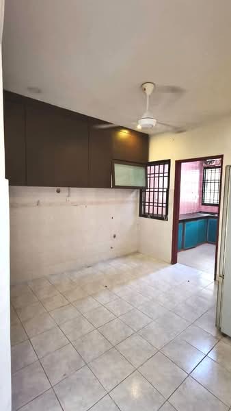 2-storey Terraced House for Sale in Taman Setia Indah (Tebrau) - Kino Jaw - Kitchen - PropertyGuru.com.my