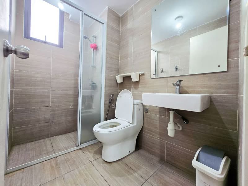 Service Residence for Sale at Lexa Residence @ The Quartz WM - Zul Syafiq - Bathroom - PropertyGuru.com.my