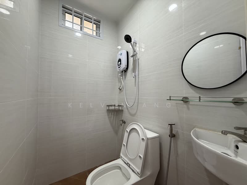 2-storey Terraced House for Sale in Taman Skudai Baru (Skudai) - KELVIN ANG - Bathroom - PropertyGuru.com.my