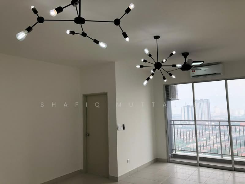 Pangsapuri untuk Disewa di Residensi Pandanmas 2 - Shafiq Muttalib - Living Room - PropertyGuru.com.my