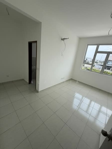 Rumah Teres 2 Tingkat untuk Dijual di Setia Eco Gardens (Gelang Patah) - Alan Tia - Interior - PropertyGuru.com.my