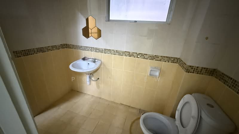 Rumah Teres 2 Tingkat untuk Dijual di Bandar Sungai Long (Selangor) - Polly Lew - Bathroom - PropertyGuru.com.my