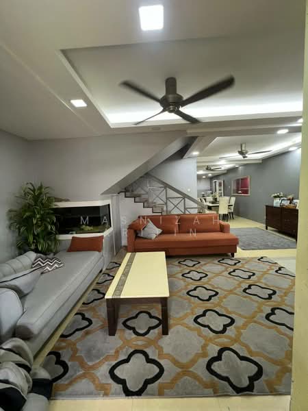 Rumah Teres 2 Tingkat untuk Dijual di Shah Alam (Selangor) - Masnizah Arifin - Living Room - PropertyGuru.com.my