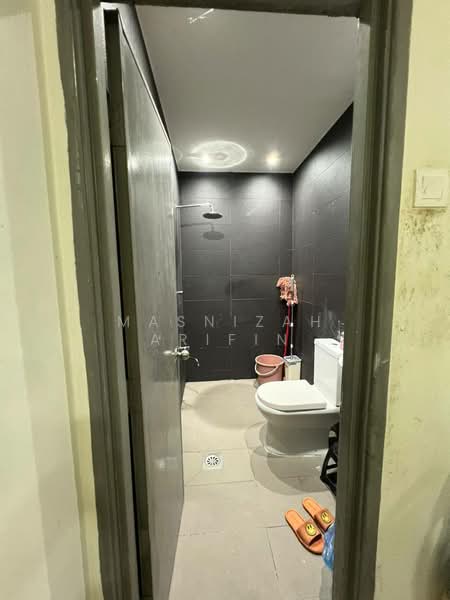 Rumah Teres 2 Tingkat untuk Dijual di Shah Alam (Selangor) - Masnizah Arifin - Bathroom - PropertyGuru.com.my