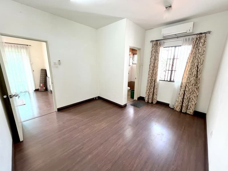 Semi-Detached House for Sale in Taman Indah Gemilang 1 (Batu Caves) - Amin Azlan - Living Room - PropertyGuru.com.my