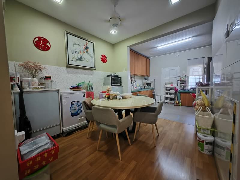 2-storey Terraced House for Rent in Rawang Perdana 2 (Rawang) - Danny Wong - Kitchen - PropertyGuru.com.my