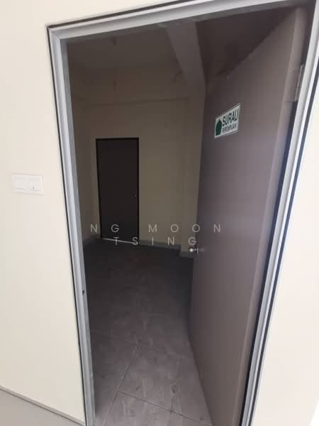 Factory for Rent in Rawang (Selangor) - Ng Moon Tsing - Interior - PropertyGuru.com.my