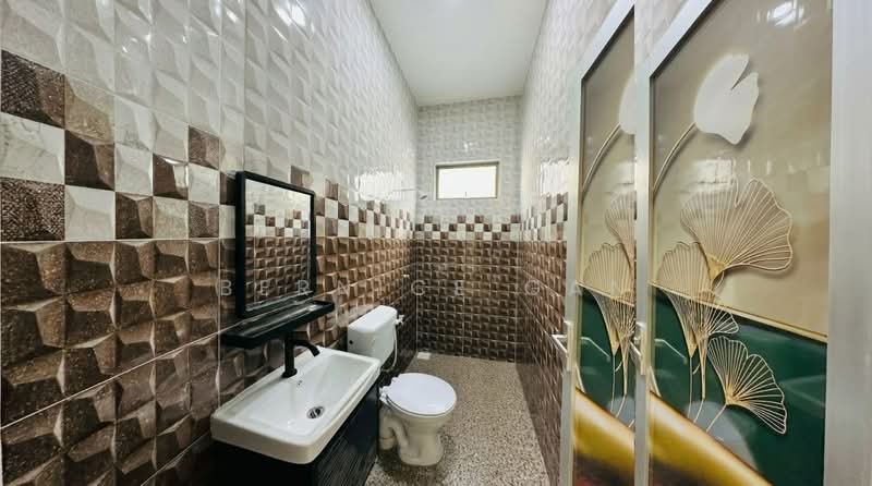Rumah Teres 2 Tingkat untuk Dijual di Taman Nusa Idaman (Iskandar Puteri (Nusajaya)) - Bernice Gan - Bathroom - PropertyGuru.com.my