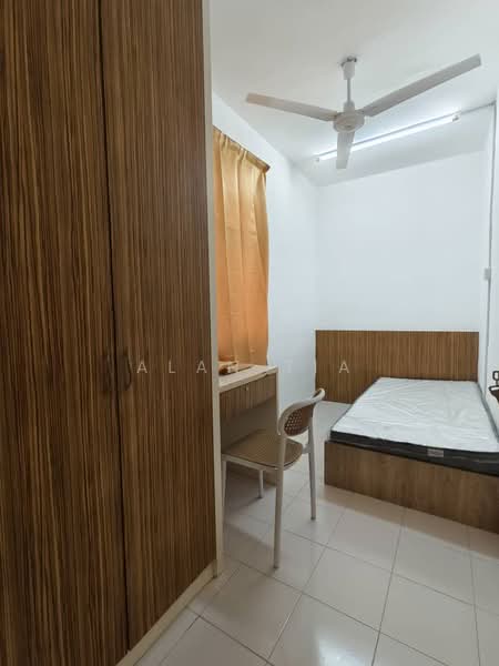 Apartment for Sale at Villa Krystal @ Bandar Selesa Jaya - Alan Tia - Bedroom - PropertyGuru.com.my
