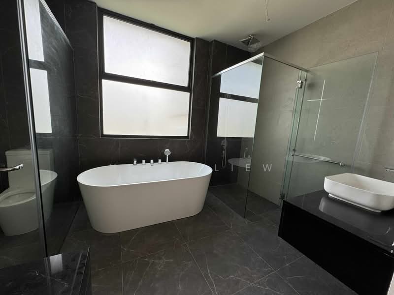 Semi-Detached House for Sale in Cyberjaya (Selangor) - Henry Liew - Bathroom - PropertyGuru.com.my