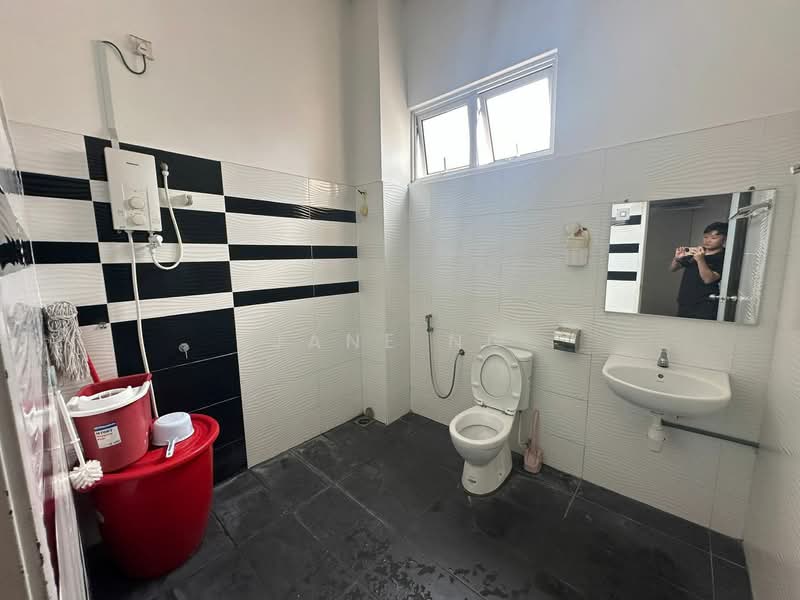 Rumah Teres 2 Tingkat untuk Disewa di Bukit Mertajam (Penang) - Jane Ng - Bathroom - PropertyGuru.com.my