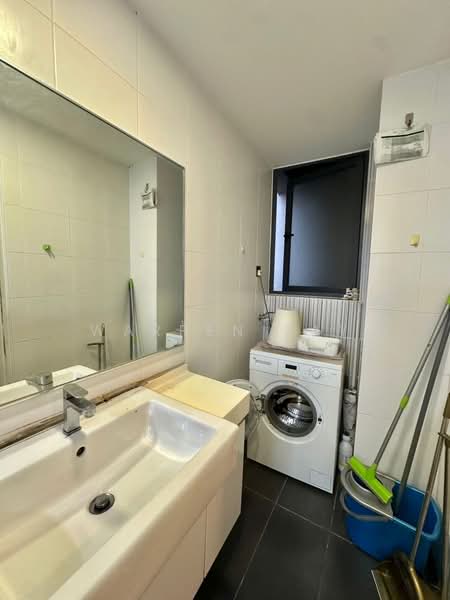 Service Residence for Rent at V@SUMMERPLACE - Warren Tay - Bathroom - PropertyGuru.com.my