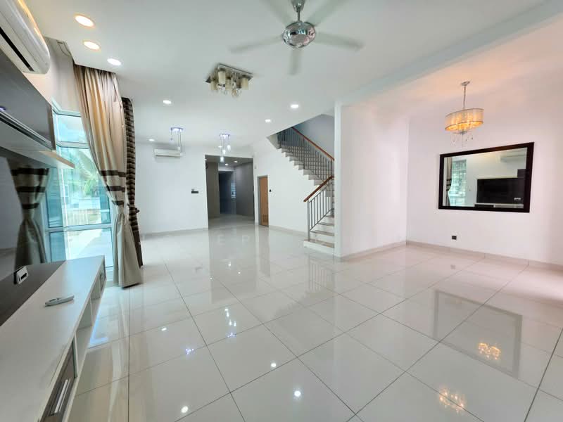 Bungalow for Sale in Seksyen U10 (Shah Alam) - Joseph Chan - Living Room - PropertyGuru.com.my