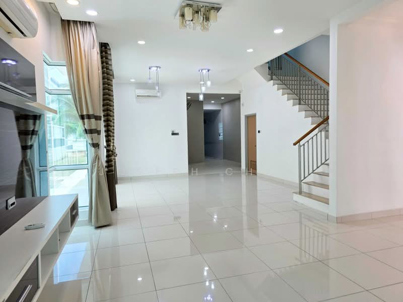Bungalow for Sale in Seksyen U10 (Shah Alam) - Joseph Chan - Living Room - PropertyGuru.com.my