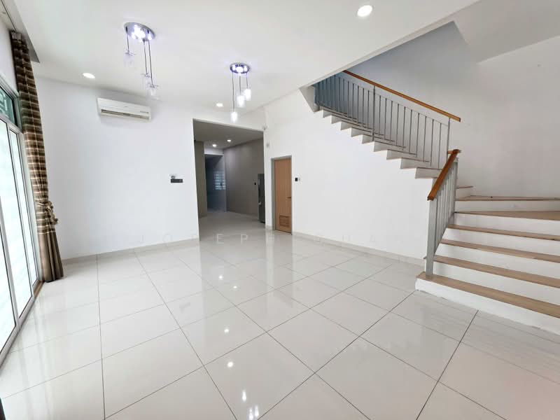 Bungalow for Sale in Seksyen U10 (Shah Alam) - Joseph Chan - Living Room - PropertyGuru.com.my