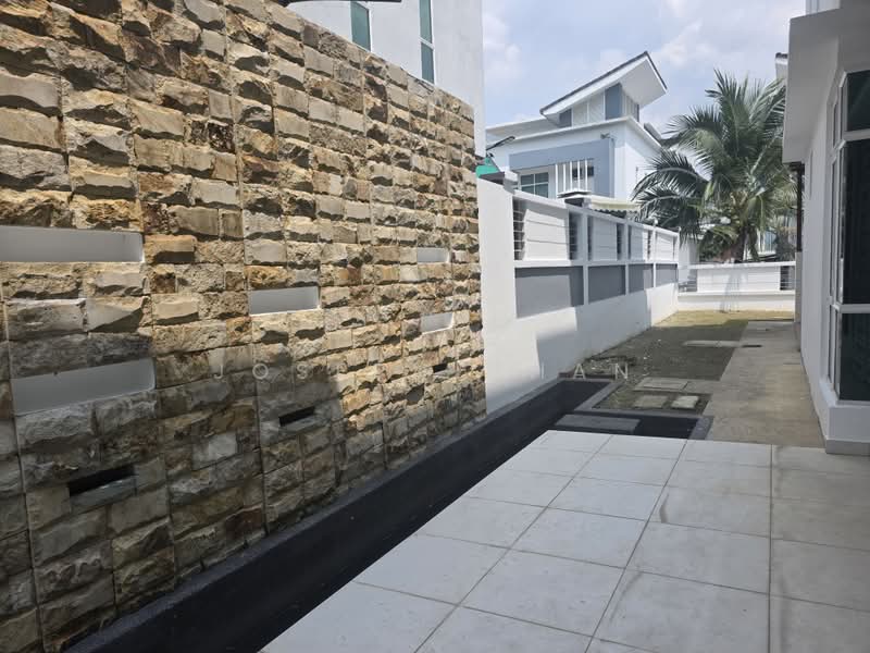 Semi-Detached House for Sale in Seksyen U10 (Shah Alam) - Joseph Chan - Exterior - PropertyGuru.com.my
