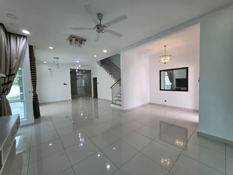 Semi-Detached House for Sale in Seksyen U10 (Shah Alam) - Joseph Chan - Living Room - PropertyGuru.com.my