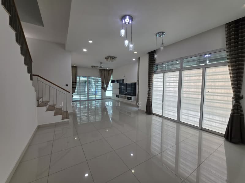 Semi-Detached House for Sale in Seksyen U10 (Shah Alam) - Joseph Chan - Living Room - PropertyGuru.com.my