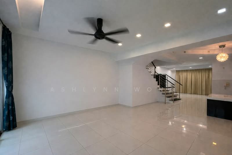 Rumah Bandar untuk Disewa di Desa Parkcity (Kuala Lumpur) - Ashlynn Wong - Living Room - PropertyGuru.com.my