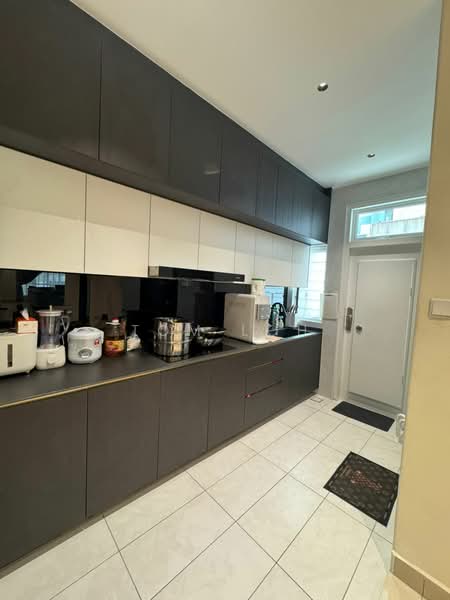 Cluster House for Sale in Skudai (Johor) - Tom Loh - Kitchen - PropertyGuru.com.my