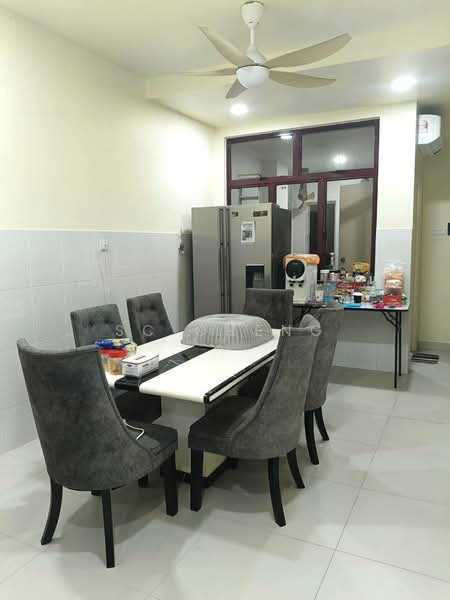 Rumah Teres untuk Dijual di Taman Mutiara Rini (Skudai) - SC Cheng - Dining Room - PropertyGuru.com.my
