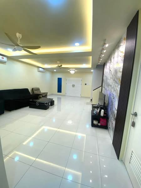 Rumah Teres untuk Dijual di Taman Mutiara Rini (Skudai) - SC Cheng - Living Room - PropertyGuru.com.my
