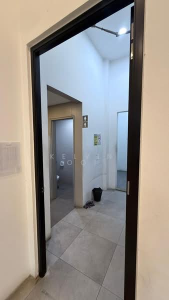 Factory for Rent in Puchong (Selangor) - Kelvin Ooi - Bathroom - PropertyGuru.com.my