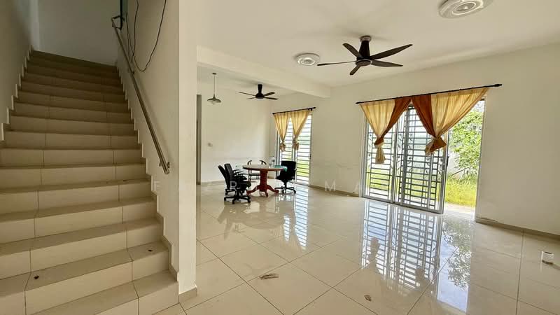 2-storey Terraced House for Sale in Seremban (Negeri Sembilan) - Fazri Omar - Living Room - PropertyGuru.com.my