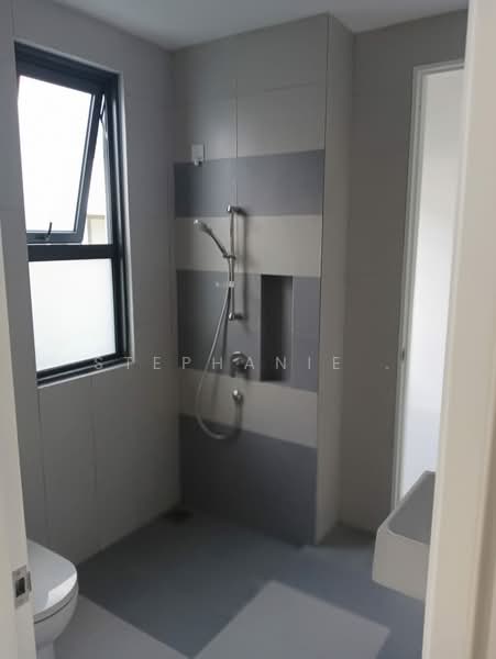 Rumah Teres 2 Tingkat untuk Disewa di Sungai Buloh (Selangor) - Stephanie . - Bathroom - PropertyGuru.com.my