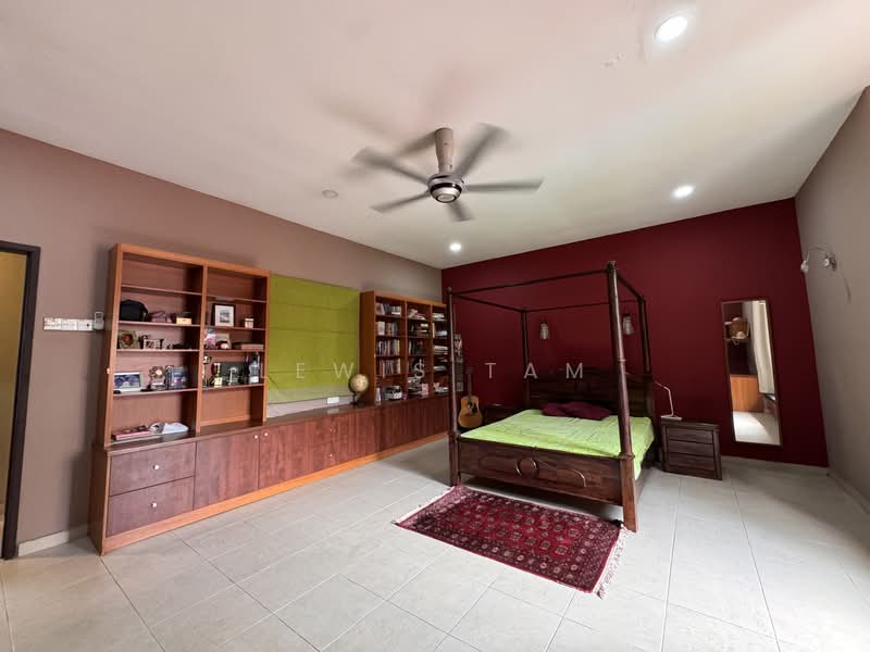 Bungalow for Sale in Country Heights (Kajang) - Lewis Tam - Bedroom - PropertyGuru.com.my