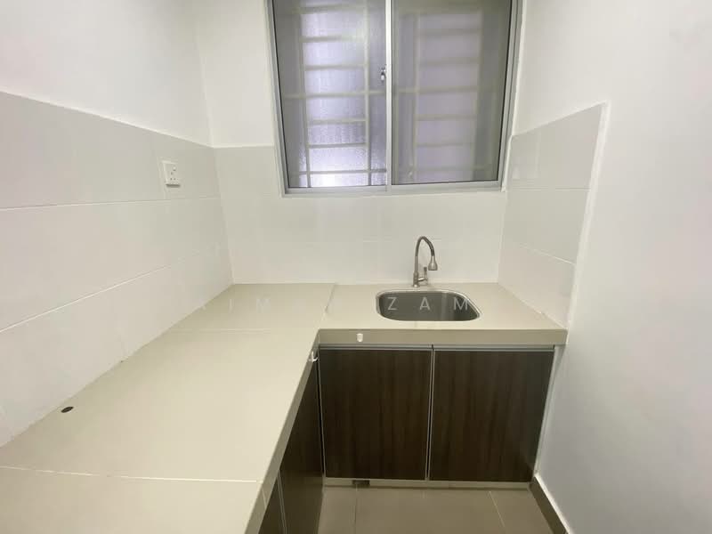 Service Residence for Sale at Platinum Lake PV 21 - Zaimah Zamri - Kitchen - PropertyGuru.com.my