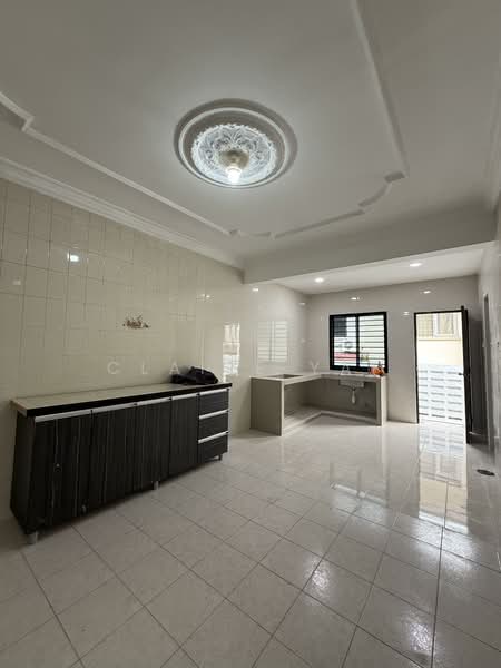 Rumah Berkembar untuk Dijual di Taman Pelangi (Johor Bahru) - Claire Yap - Kitchen - PropertyGuru.com.my
