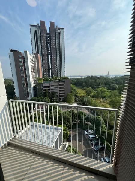 Kondominium untuk Disewa di The WaterEdge (Pinggiran Air) - Chloe Shum - Balcony - PropertyGuru.com.my