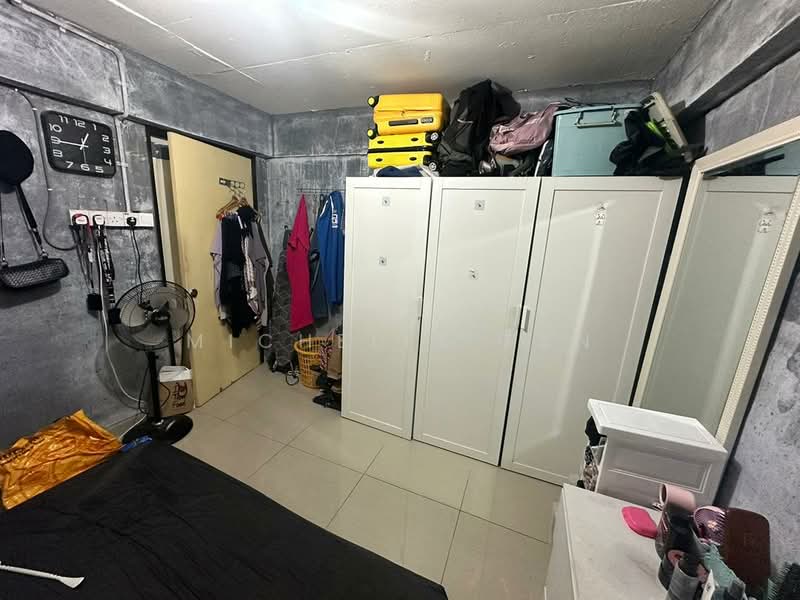 Rumah Flat untuk Dijual di Flat Sri Kota - Michelle Tan - Bedroom - PropertyGuru.com.my