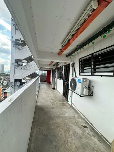Rumah Flat untuk Dijual di Flat Sri Kota - Michelle Tan - Exterior - PropertyGuru.com.my