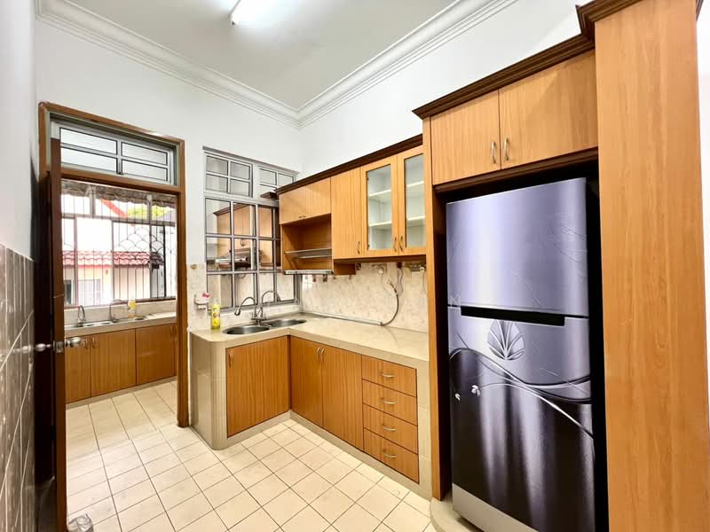 Rumah Teres 1 Tingkat untuk Disewa di Taman Rinting (Masai) - June Tan - PropertyGuru.com.my