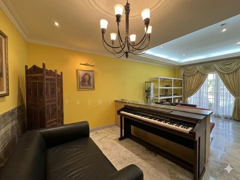 Condominium for Sale at Sri Alam Condominium - Fazri Omar - Living Room - PropertyGuru.com.my