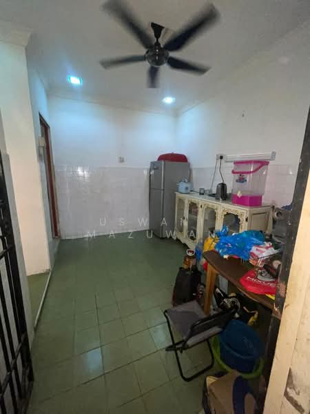Rumah Teres untuk Dijual di Kajang (Selangor) - Uswani Mazuwan - Kitchen - PropertyGuru.com.my