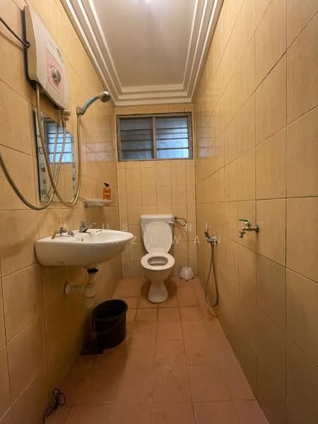 Rumah Teres untuk Dijual di Kajang (Selangor) - Uswani Mazuwan - Bathroom - PropertyGuru.com.my