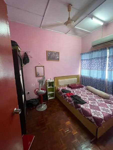 Rumah Teres untuk Dijual di Kajang (Selangor) - Uswani Mazuwan - Bedroom - PropertyGuru.com.my