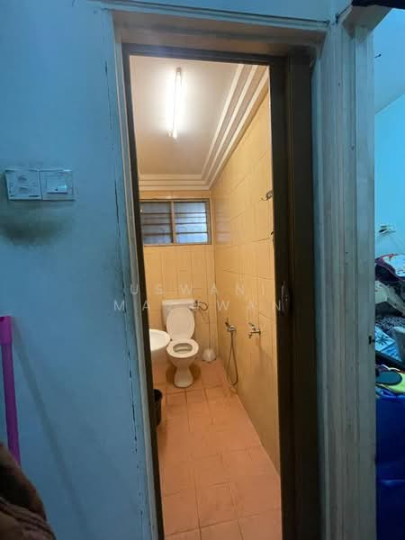 Rumah Teres untuk Dijual di Kajang (Selangor) - Uswani Mazuwan - Bathroom - PropertyGuru.com.my