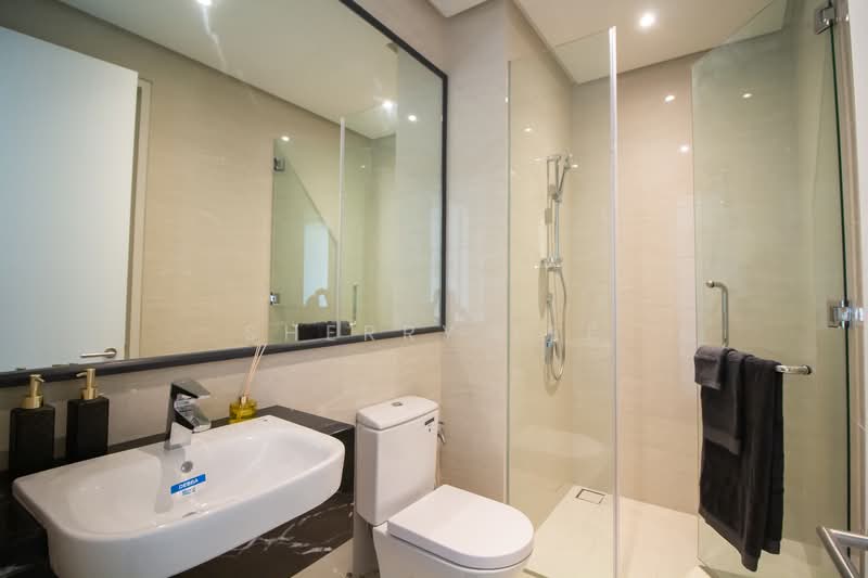 Service Residence for Sale at Service Suites @ Pavilion Embassy - Sherry Lee - Bathroom - PropertyGuru.com.my