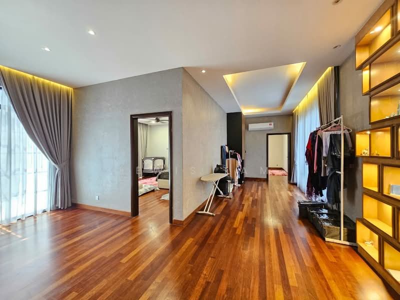 Bungalow for Sale in Country Heights (Kajang) - Lewis Tam - PropertyGuru.com.my