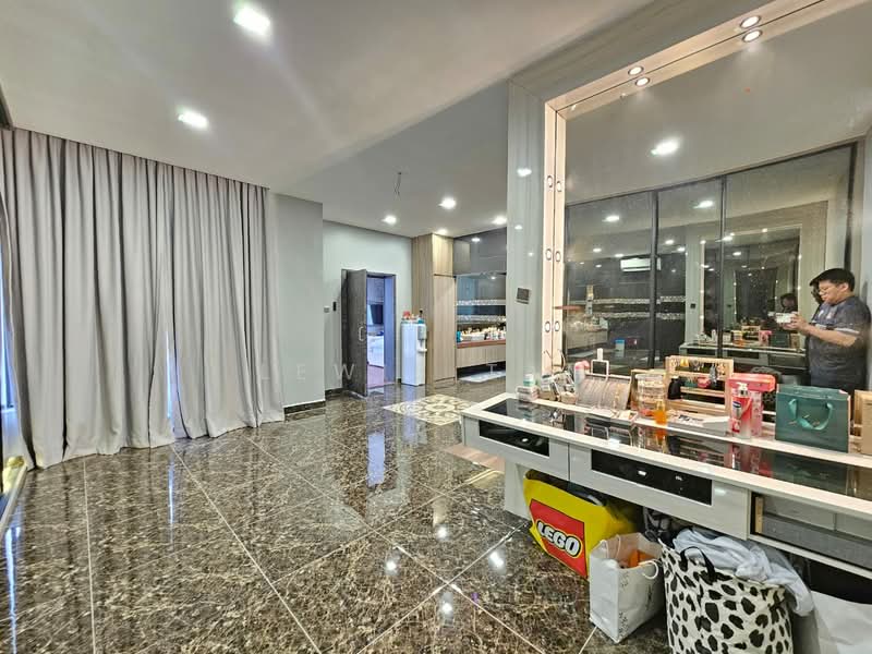 Bungalow for Sale in Country Heights (Kajang) - Lewis Tam - PropertyGuru.com.my