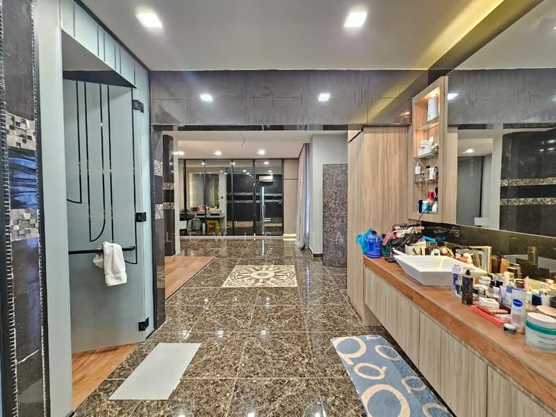 Bungalow for Sale in Country Heights (Kajang) - Lewis Tam - PropertyGuru.com.my