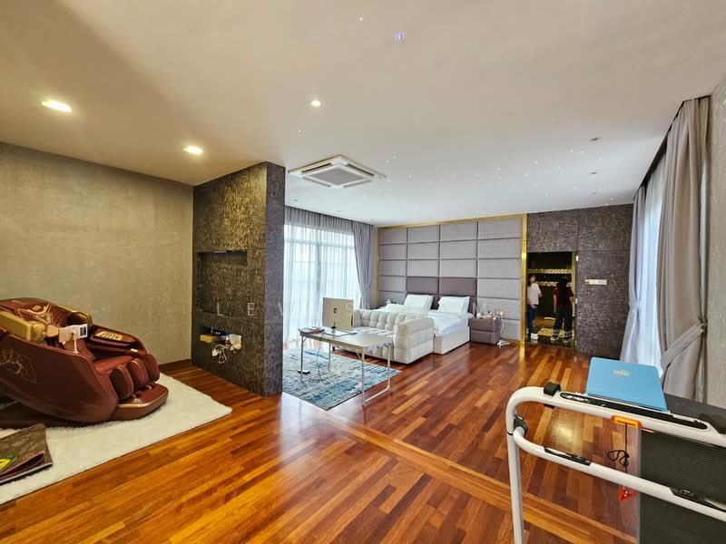 Bungalow for Sale in Country Heights (Kajang) - Lewis Tam - PropertyGuru.com.my