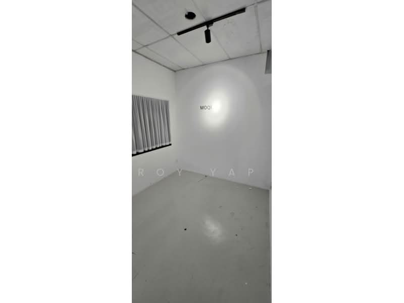 Shop / Office for Rent in Taman Mount Austin (Tebrau) - Roy Yap - Interior - PropertyGuru.com.my