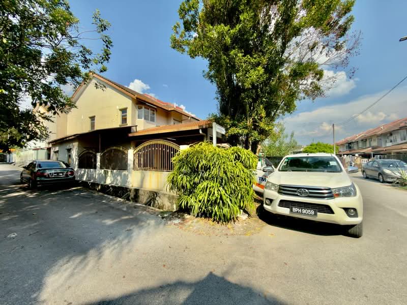 2-storey Terraced House for Sale in Bandar Mahkota Cheras (Cheras) - Mohd Nazri Roslan - Exterior - PropertyGuru.com.my