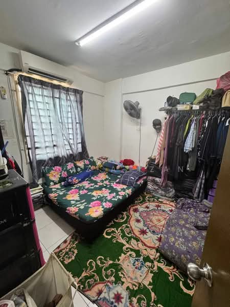 Rumah Flat untuk Dijual di Mutiara Anggun - Muaz Azizan - Bedroom - PropertyGuru.com.my